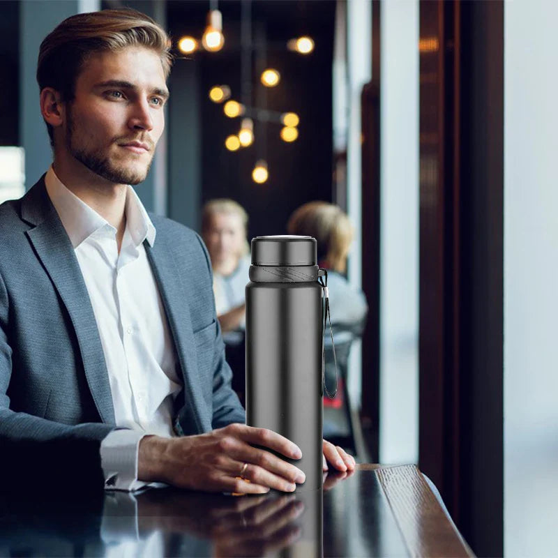 Smart Thermos – Eleganz & Präzision in Einem