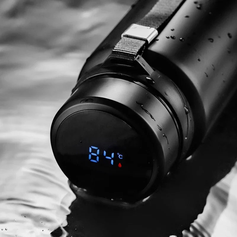 Smart Thermos – Eleganz & Präzision in Einem
